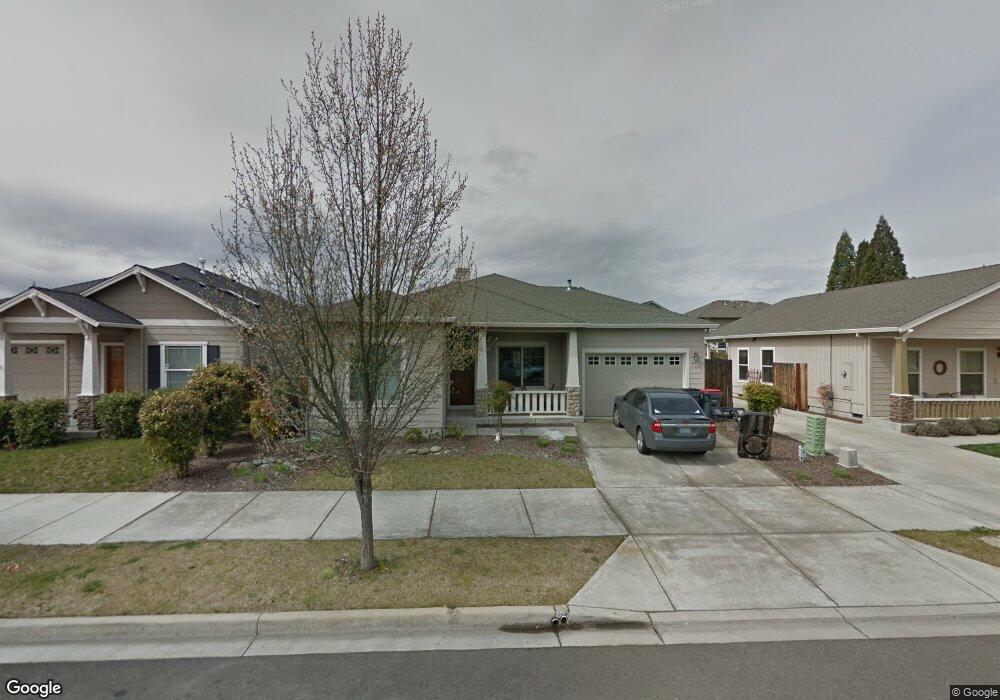 738 S Haskell St, Central Point, OR 97502 - photo 1