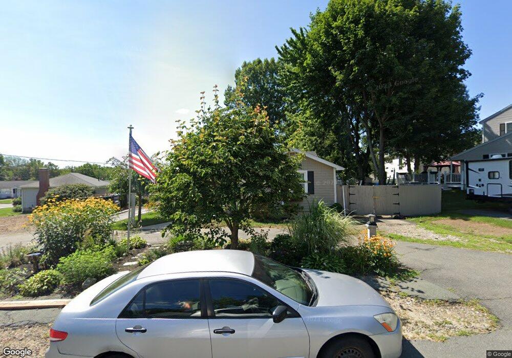 14 Greenway Cir, Stoneham, MA 02180 - photo 1