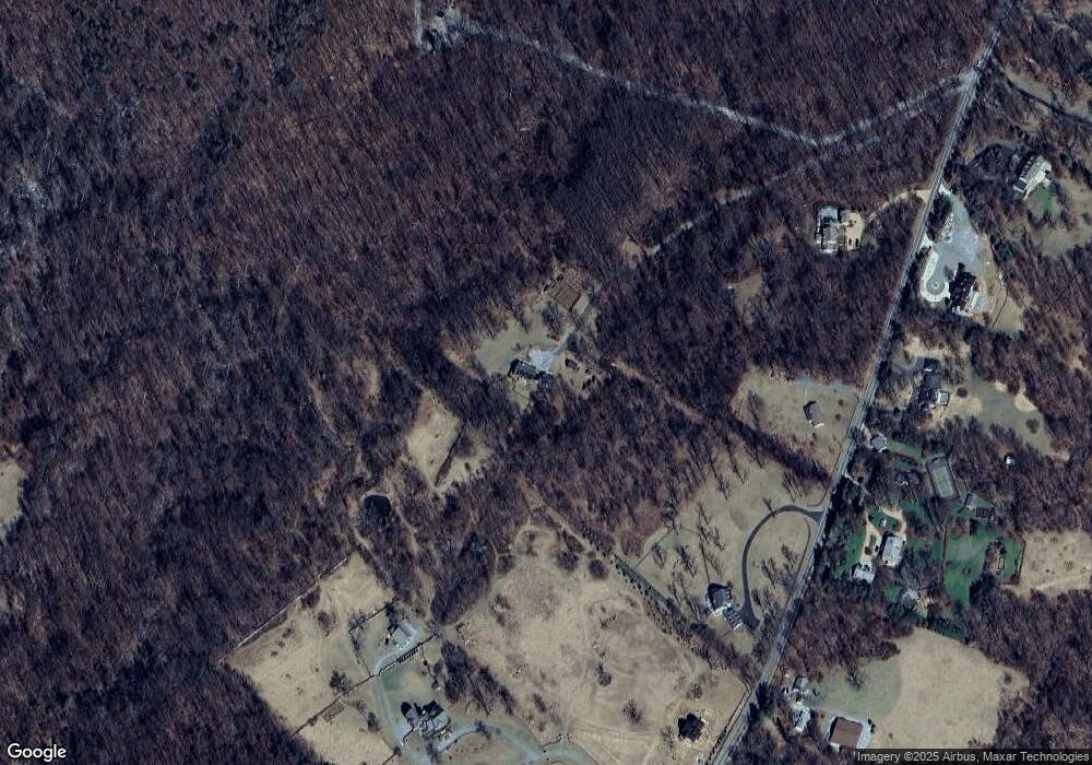 18399 Blueridge Mountain Rd, Bluemont, VA 20135 - photo 1