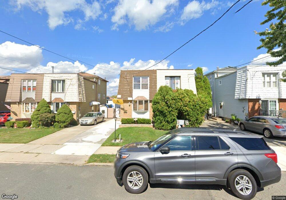 393 Leverett Ave, Staten Island, NY 10308 - photo 1
