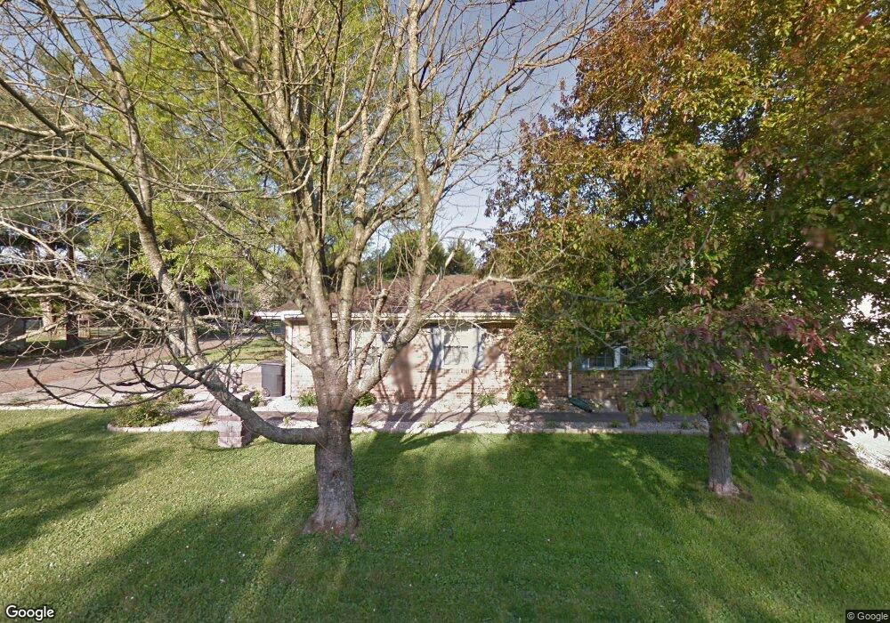 1423 E Calumet Dr, Worthington, KY 41183 - photo 1