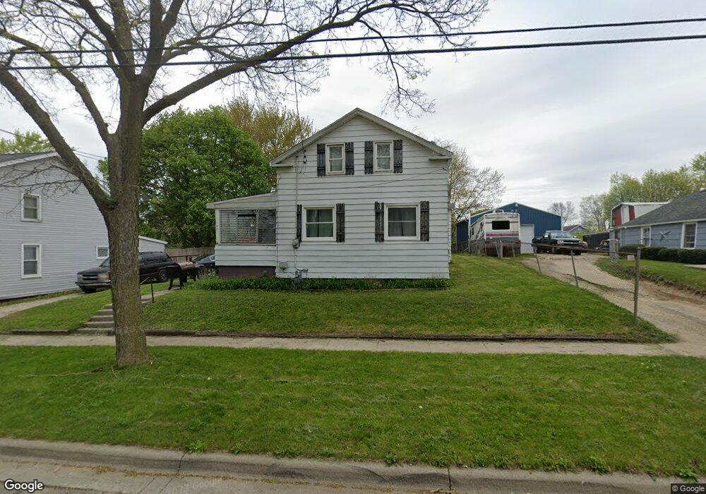 137 Seeley St, Adrian, MI 49221 - photo 1