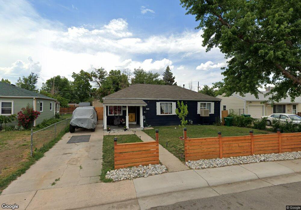 785 Macon St, Aurora, CO 80010 - photo 1