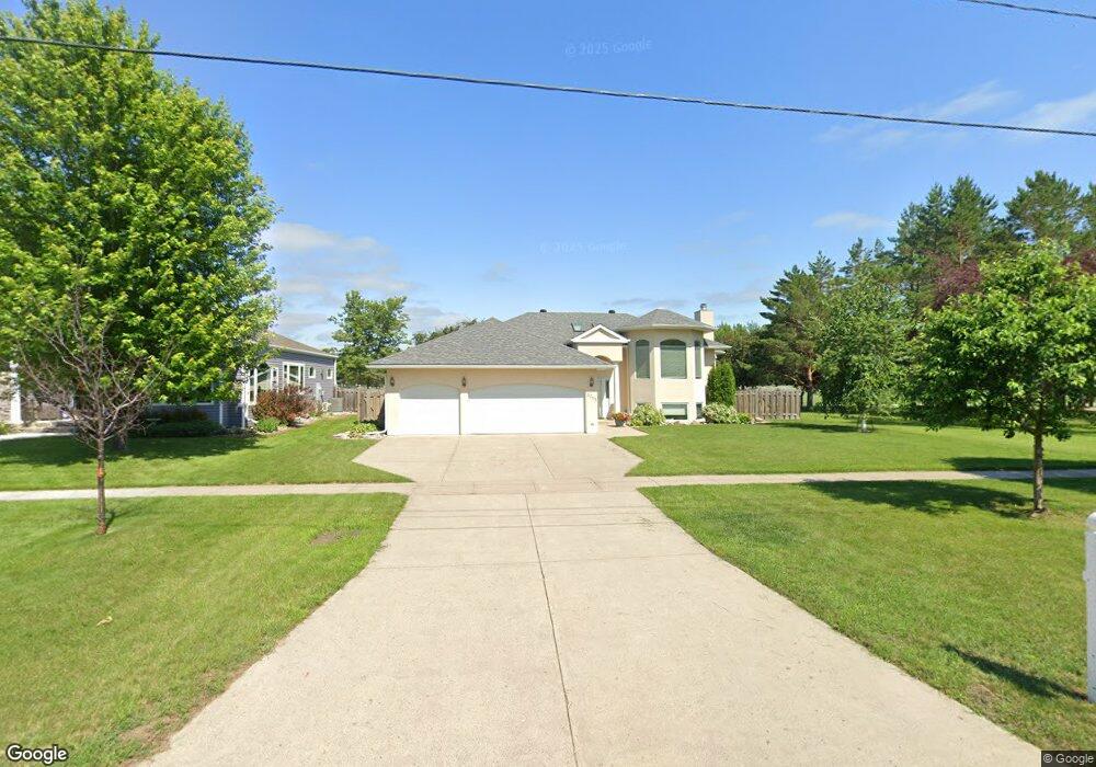 3005 Elm St N, Fargo, ND 58102 - photo 1