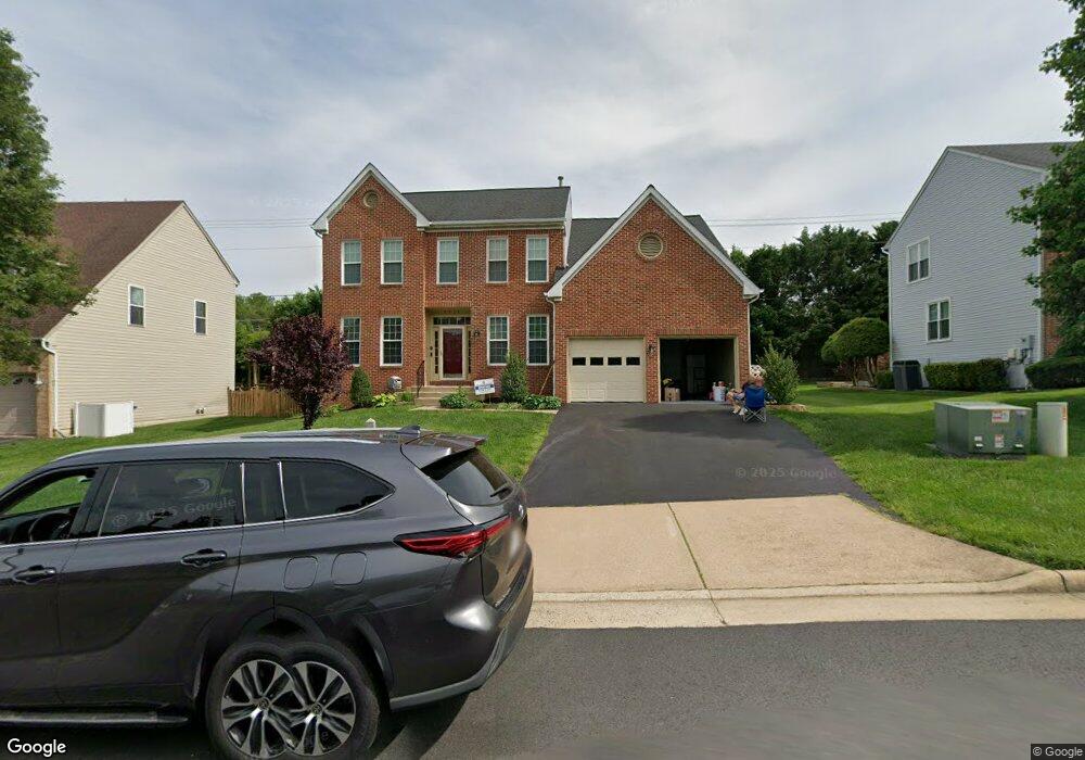 7717 White Willow Ct, Springfield, VA 22153 - photo 1