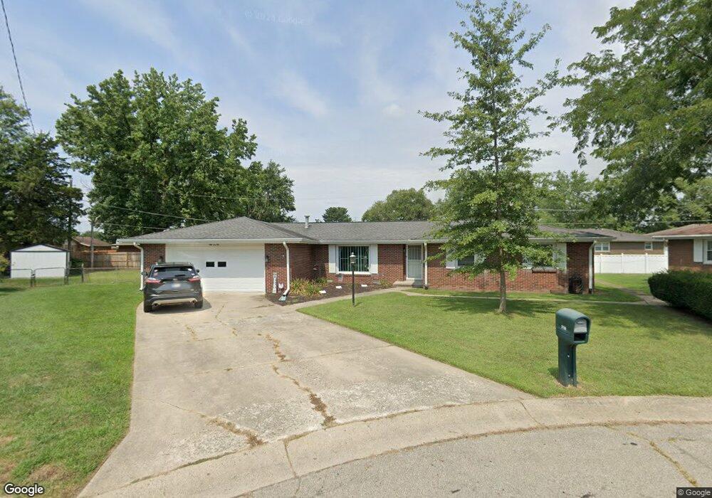 5110 Navajo Ct, Columbus, IN 47203 - photo 1