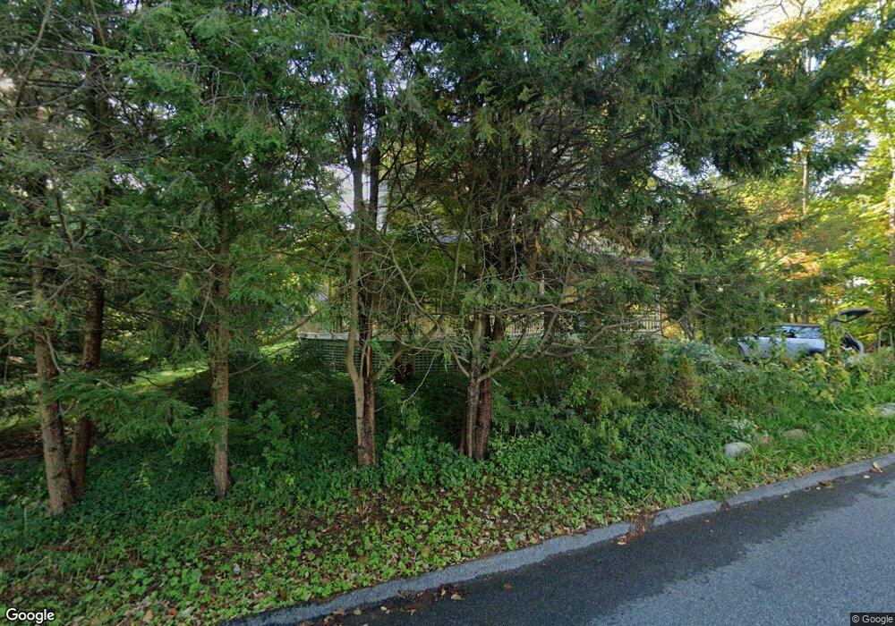 39 Hollenbeck Ave, Great Barrington, MA 01230 - photo 1