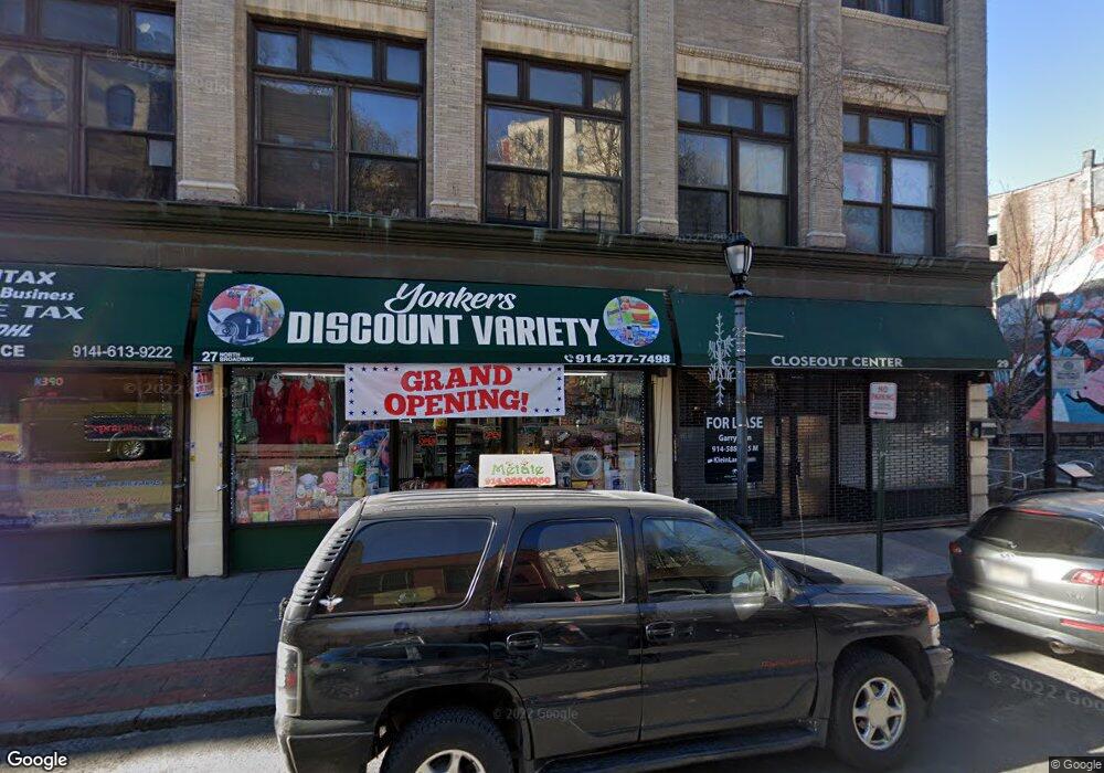 25 N Broadway unit 14, Yonkers, NY 10701 - photo 1