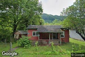 89 Middle Rd, Kincaid, WV 25119