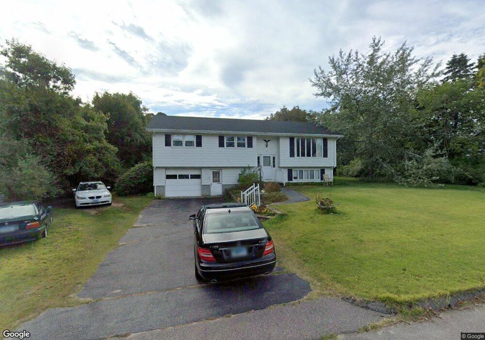 8 Mark St, Pawcatuck, CT 06379 - photo 1