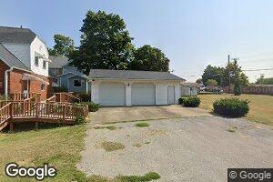 715 N Main St, Carrollton, IL 62016