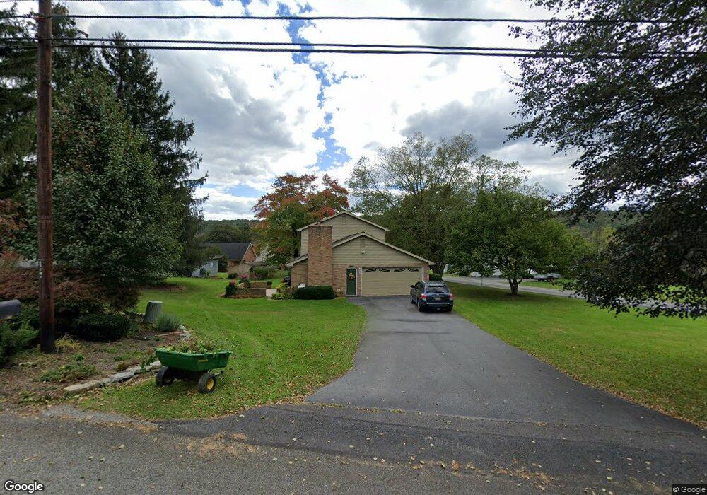 423 W High St, New Bloomfield, PA 17068 - photo 1