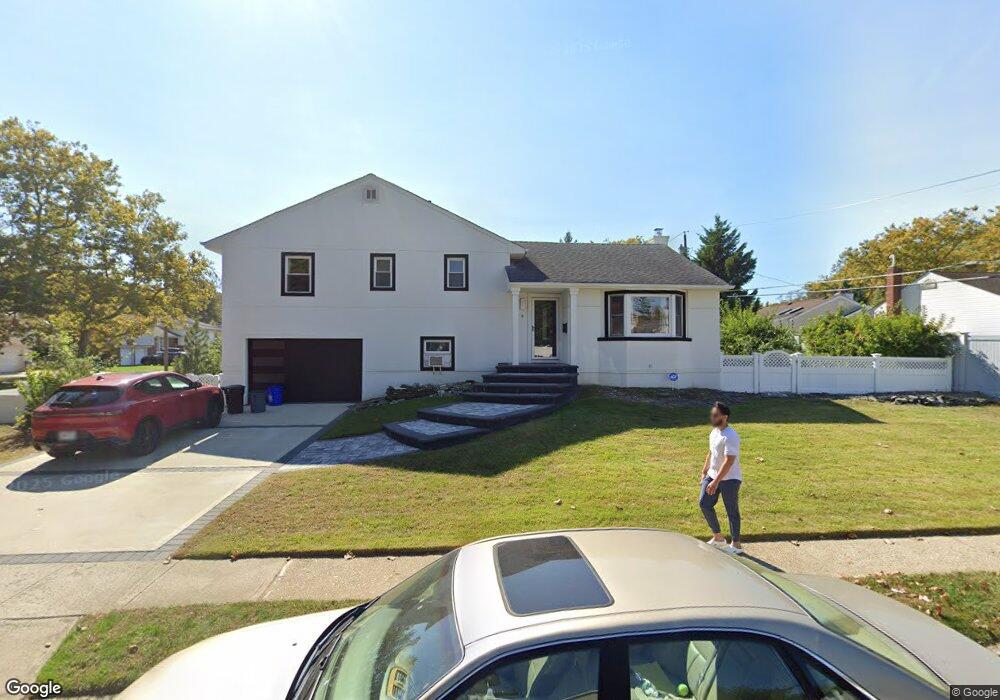 6 Pearl St, Valley Stream, NY 11581 - photo 1