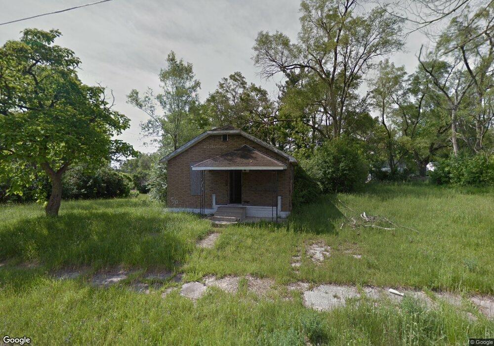942 E Lorado Ave, Flint, MI 48505 - photo 1
