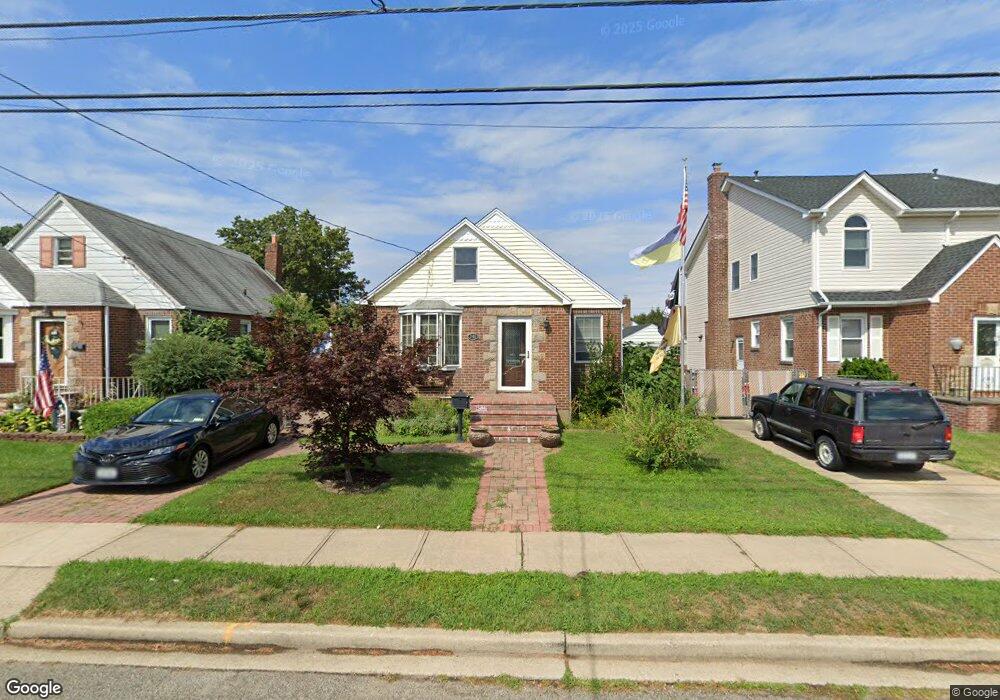 240 Grange St, Franklin Square, NY 11010 - photo 1