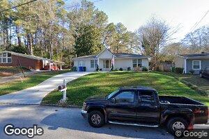 995 Greenbriar Cir, Decatur, GA 30033