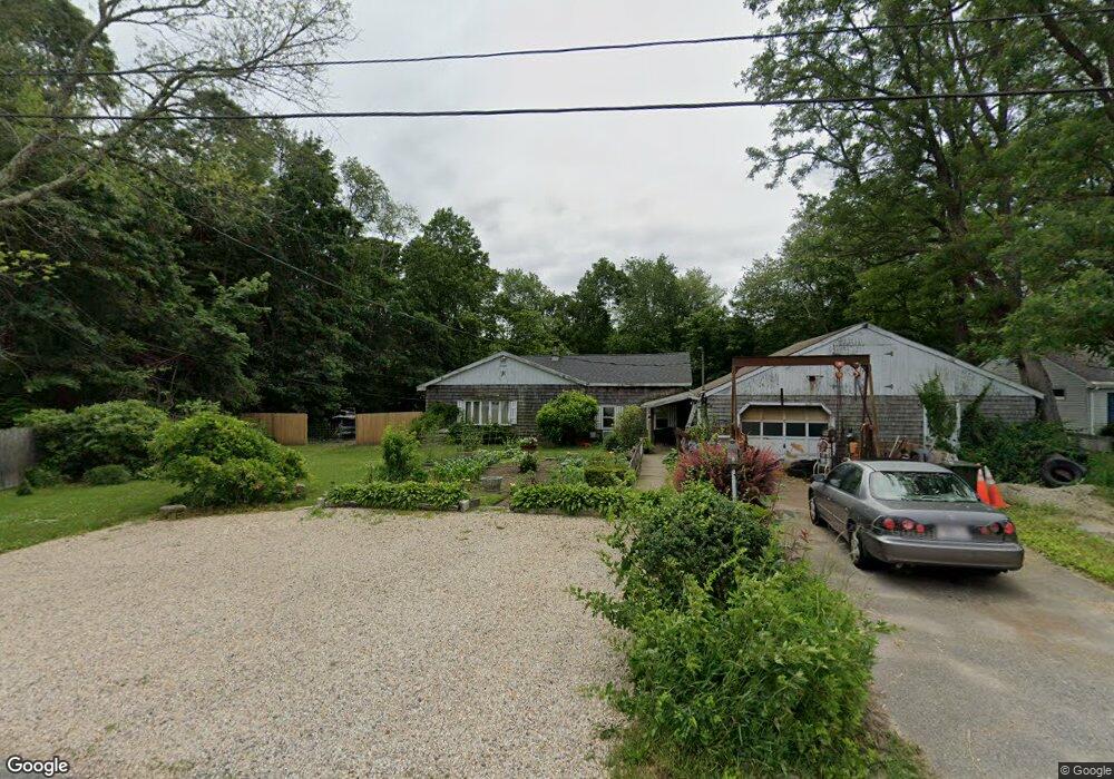 3 Pleasant St, Westport, MA 02790 - photo 1