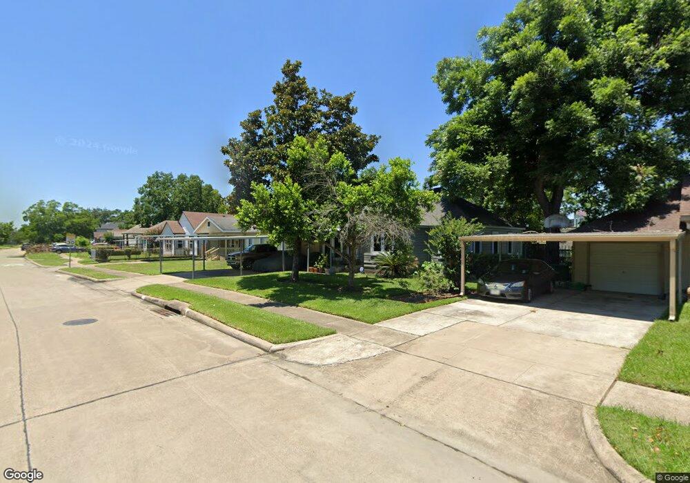 4521 Willowbrook Blvd, Houston, TX 77021 - photo 1