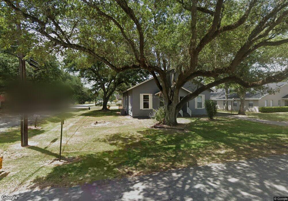 514 Pietzsch St, East Bernard, TX 77435 - photo 1