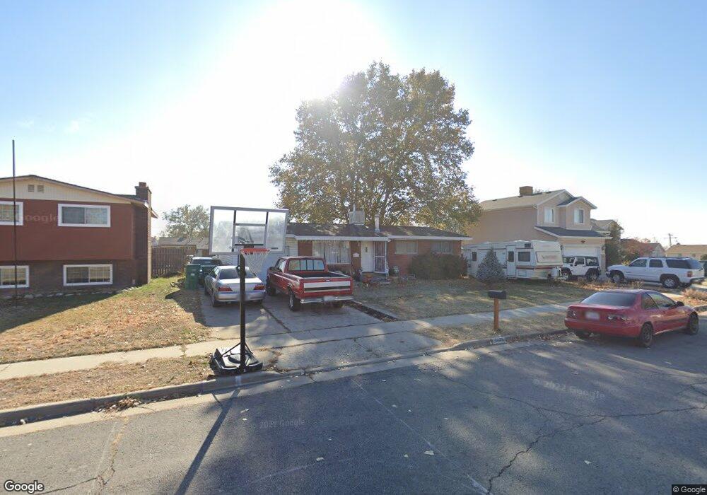 2433 W 4900 S, Roy, UT 84067 - photo 1