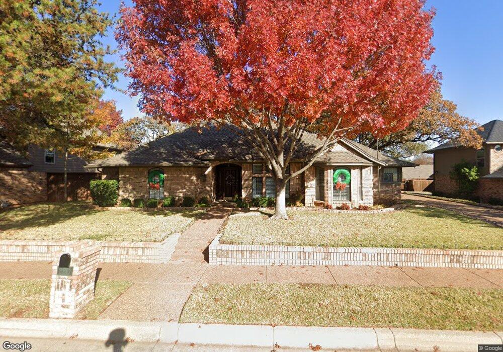 2217 Pine Thicket Ln, Bedford, TX 76021 - photo 1