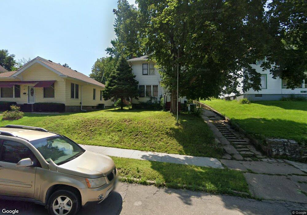 422 Main St, Columbus Junction, IA 52738 - photo 1