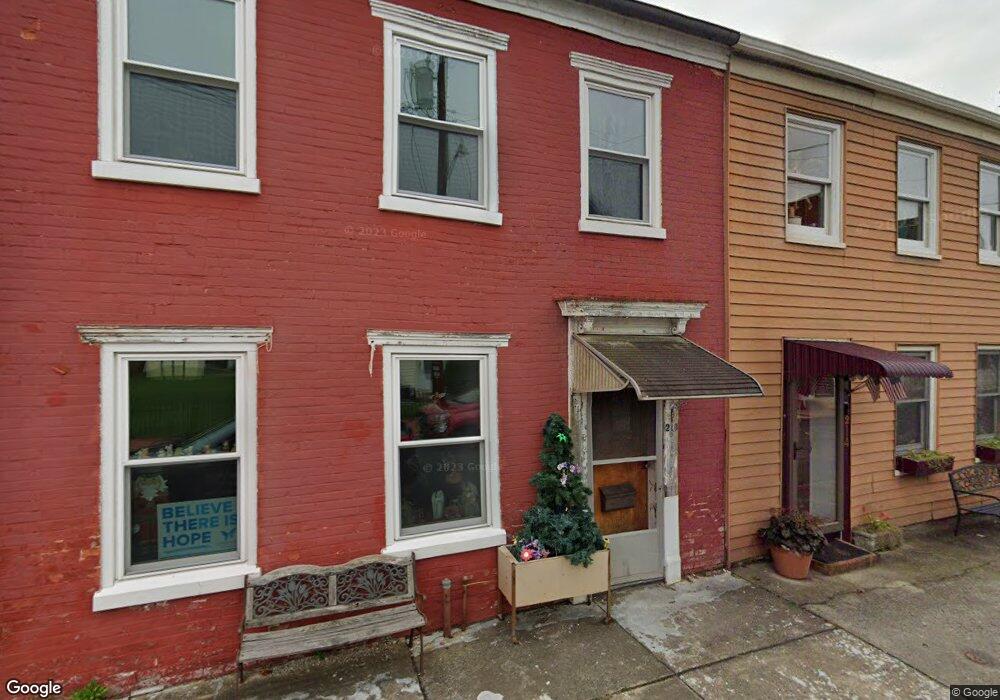 216 E Locust St, Mechanicsburg, PA 17055 - photo 1