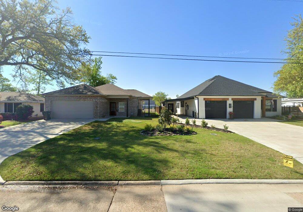 721 W Claude St, Lake Charles, LA 70605 - photo 1