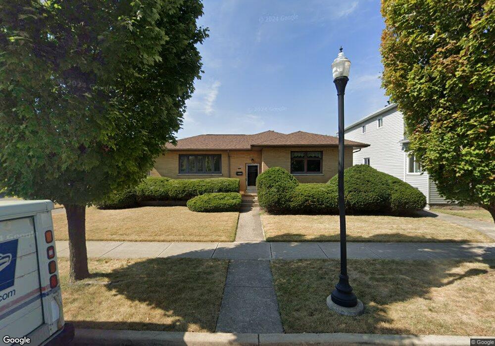 2050 Lincoln Ave, Whiting, IN 46394 - photo 1