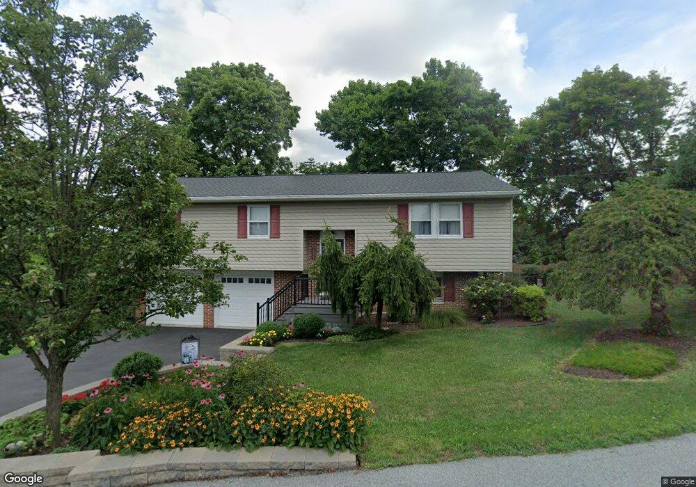 2327 N Lehigh Ave, Whitehall, PA 18052 - photo 1
