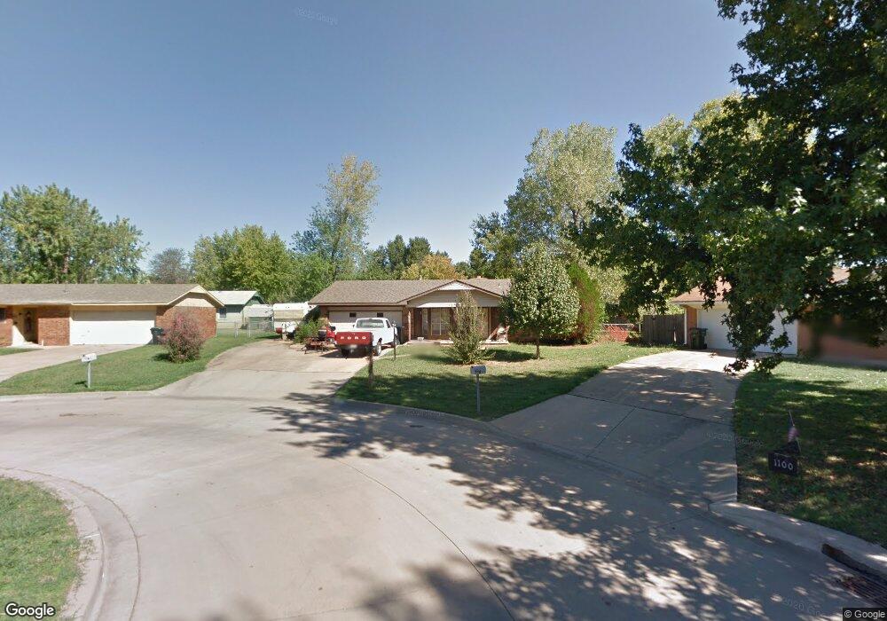 1104 W Will Rogers Ct, Claremore, OK 74017 - photo 1