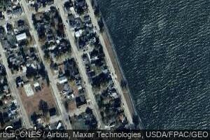 708 River St, Sabula, IA 52070