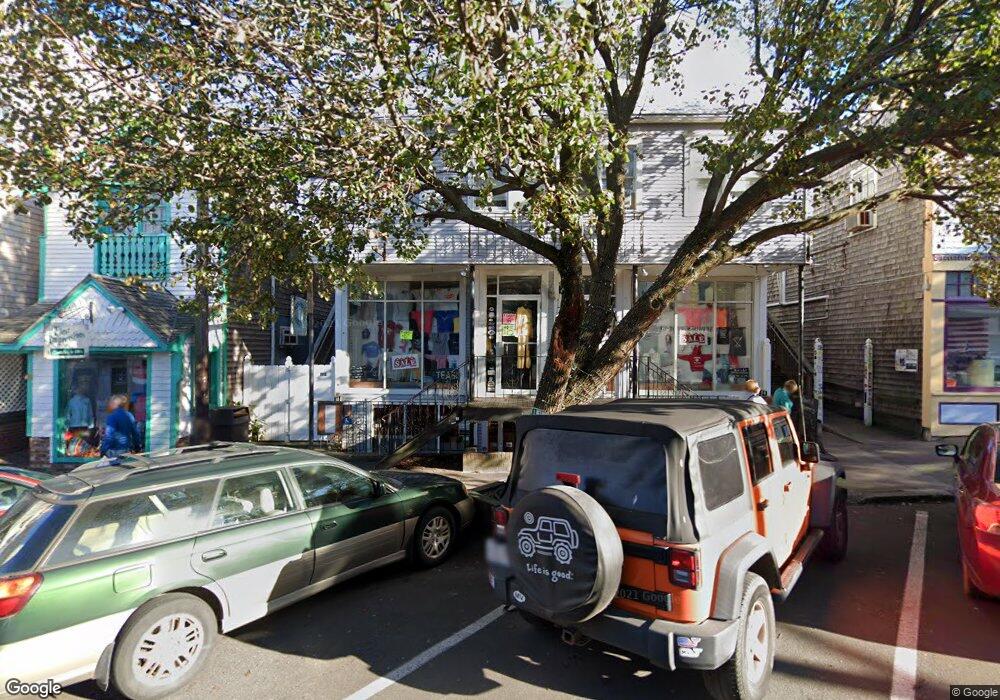 10 Circuit Ave, Oak Bluffs, MA 02557 - photo 1