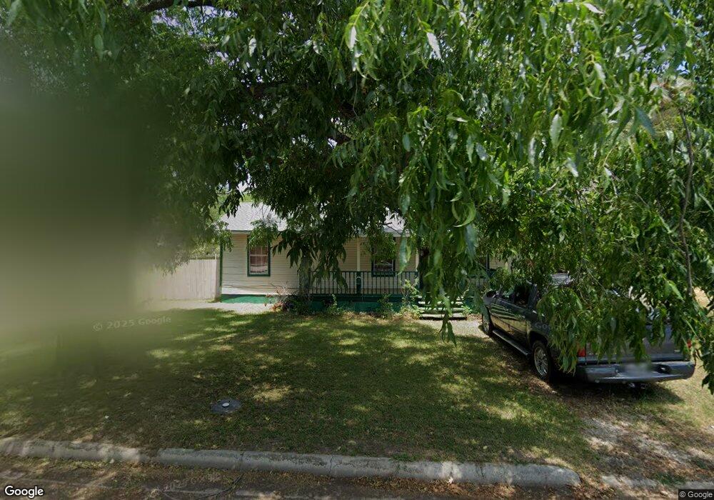 1503 Roy St, Gainesville, TX 76240 - photo 1