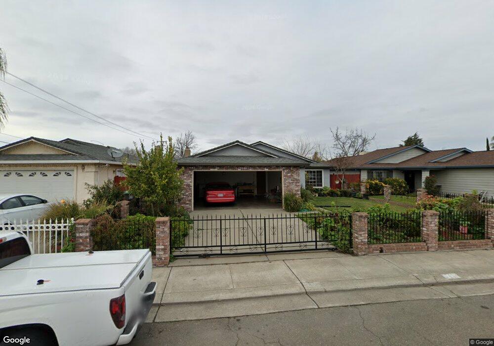 561 Buena Vida Ct, Stockton, CA 95206 - photo 1