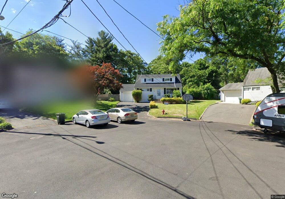 23 Roberts Rd, New Brunswick, NJ 08901 - photo 1