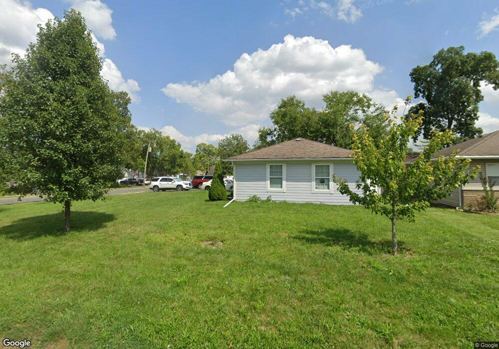 750 Salisbury Rd, Columbus, OH 43204 - photo 1