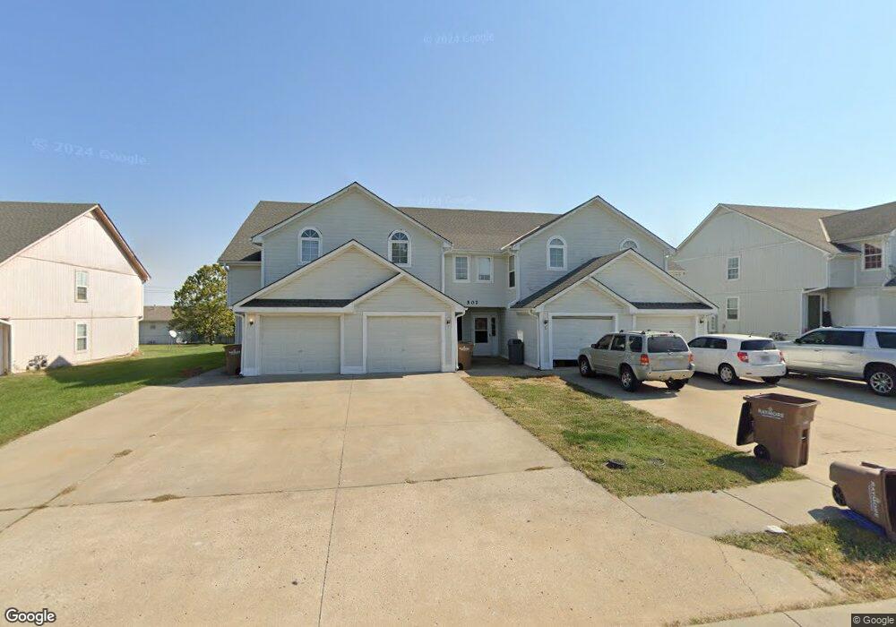 507 Sky Vue Dr, Raymore, MO 64083 - photo 1
