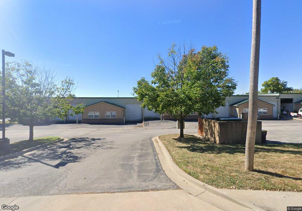 327 NW 12th St, Blue Springs, MO 64015 - photo 1