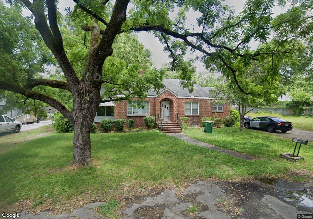 11 W New St, Winder, GA 30680 - photo 1