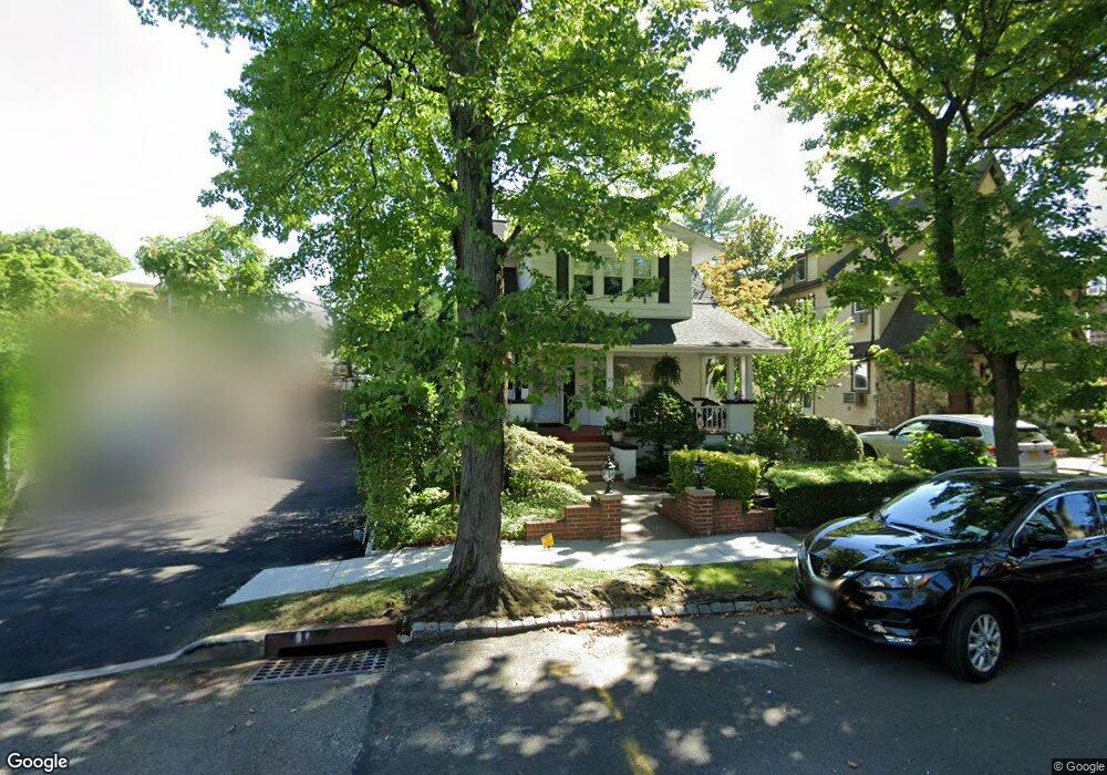 35 Cubberly Place, Staten Island, NY 10306 - photo 1