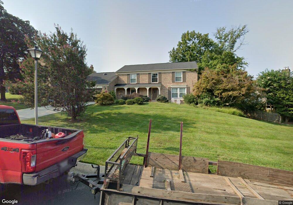 12808 Huntsman Way, Potomac, MD 20854 - photo 1