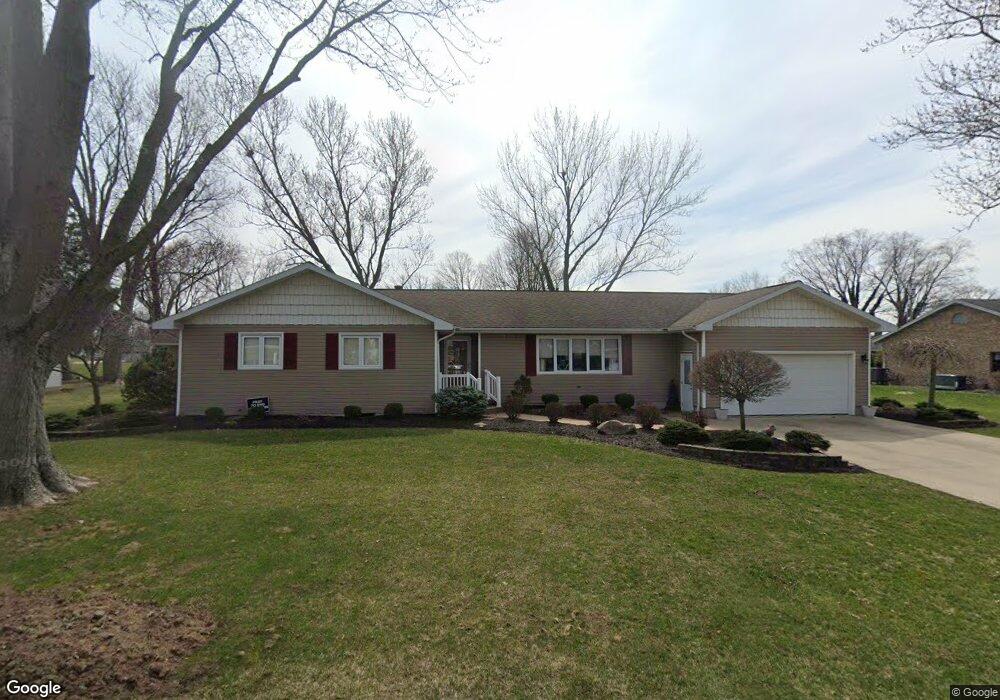 304 Birch Ave, Columbus Grove, OH 45830 - photo 1