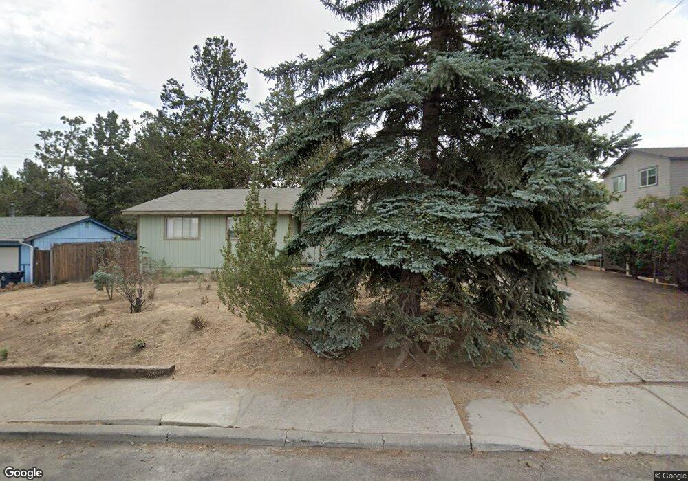 962 SE 5th St, Bend, OR 97702 - photo 1