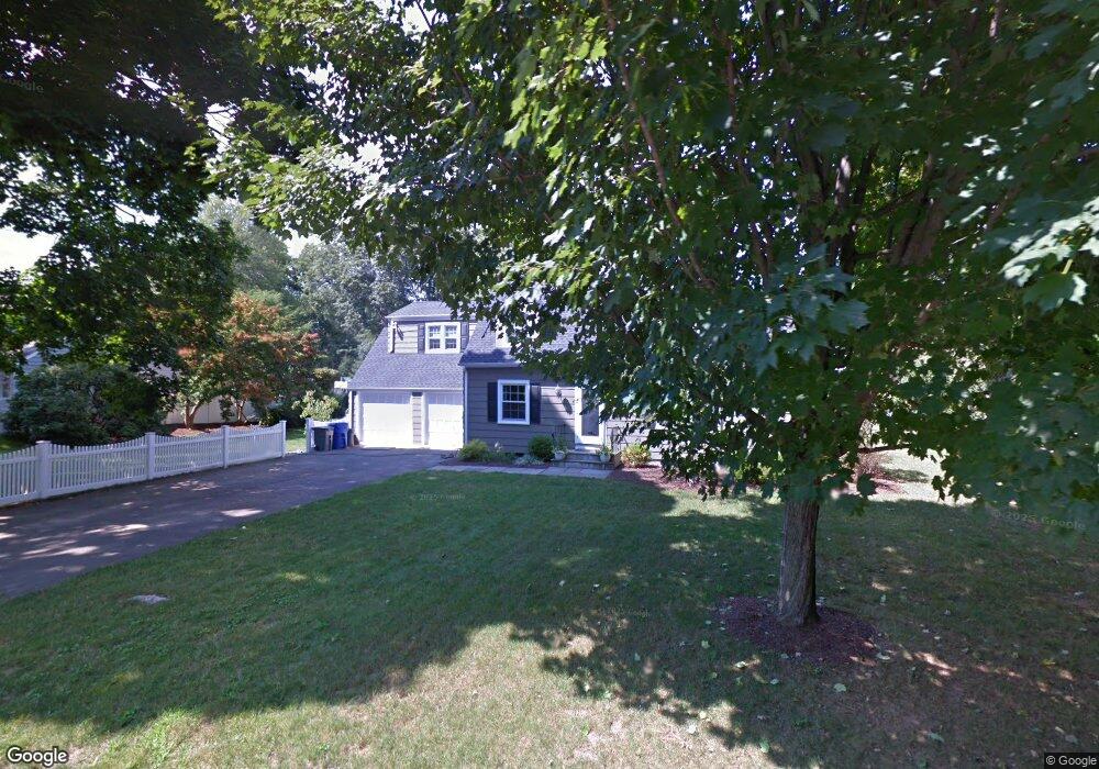 47 Relihan Rd, Darien, CT 06820 - photo 1