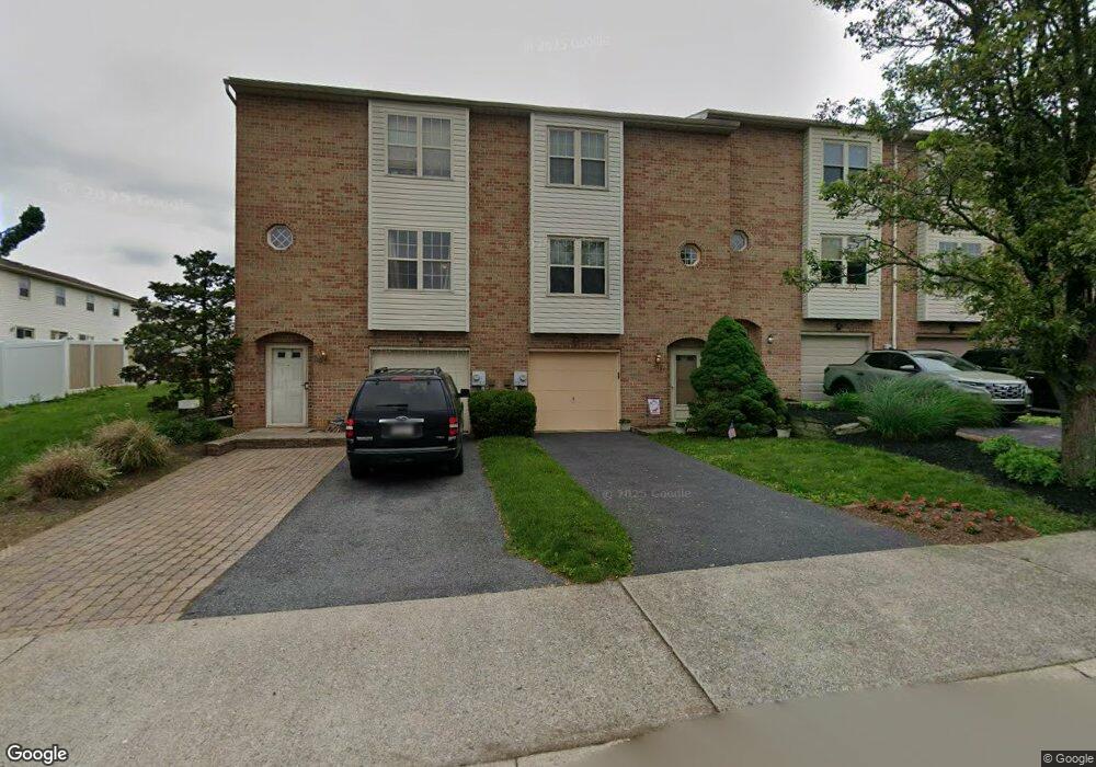 318 Ridgeview Dr, Alburtis, PA 18011 - photo 1