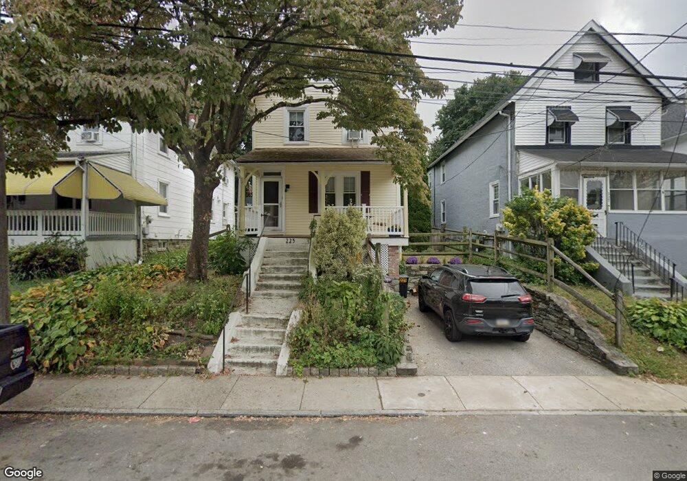 225 Simpson Rd, Ardmore, PA 19003 - photo 1