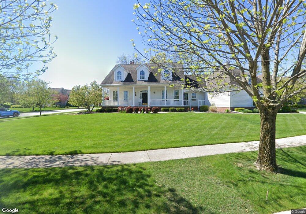 684 Davis Cir, Crown Point, IN 46307 - photo 1