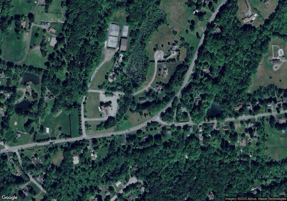 3 Salisbury Ct, Rhinebeck, NY 12572 - photo 1