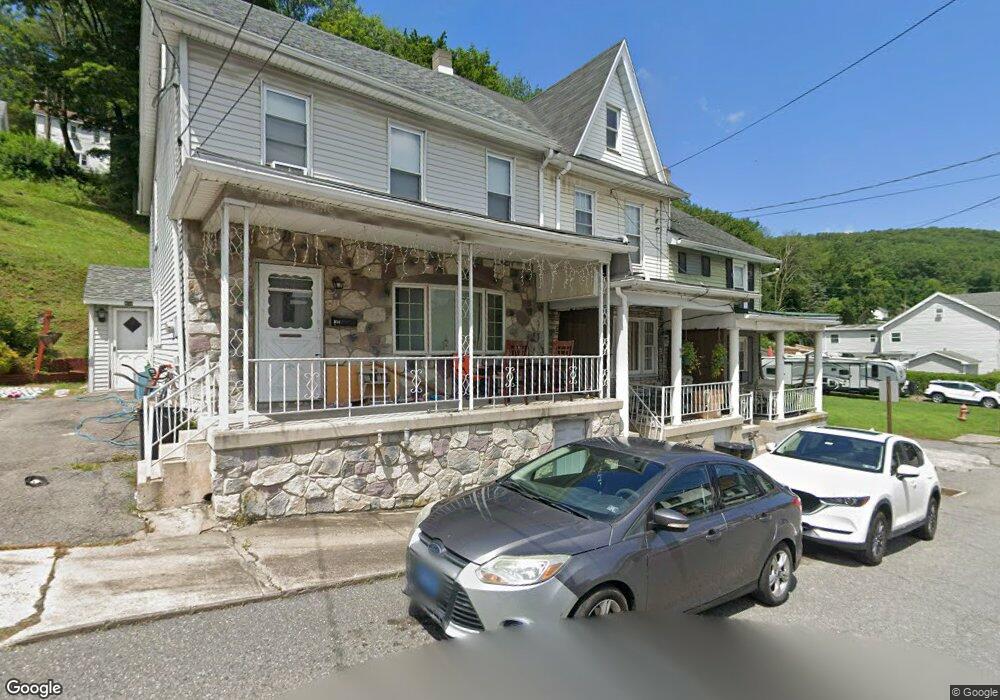 334 Washington St, Tamaqua, PA 18252 - photo 1